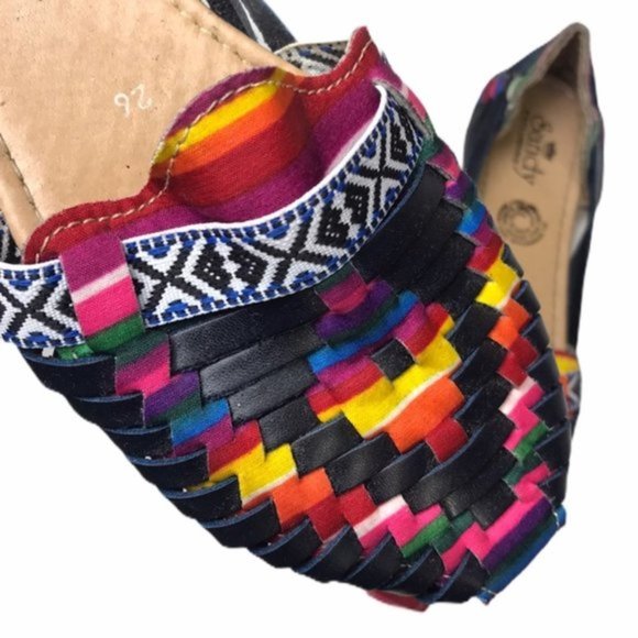 Sandy Exclusivas Rainbow Mexican Huaraches - Picture 3 of 9